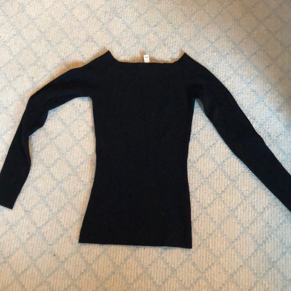 Autumn Cashmere scoop neck fitted sweater